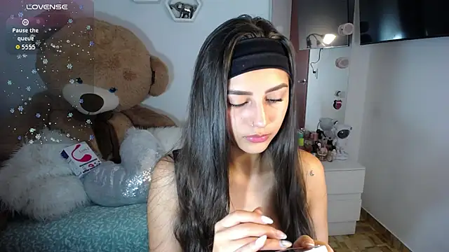 channel-rose1 online show from 03/18/26, 08:39