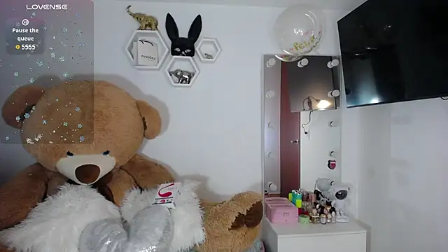 channel-rose1 online show from 03/24/26, 10:31