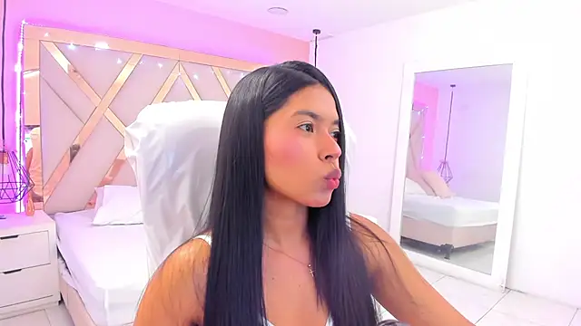 samantaa shy online show from 04/12/26, 02:38