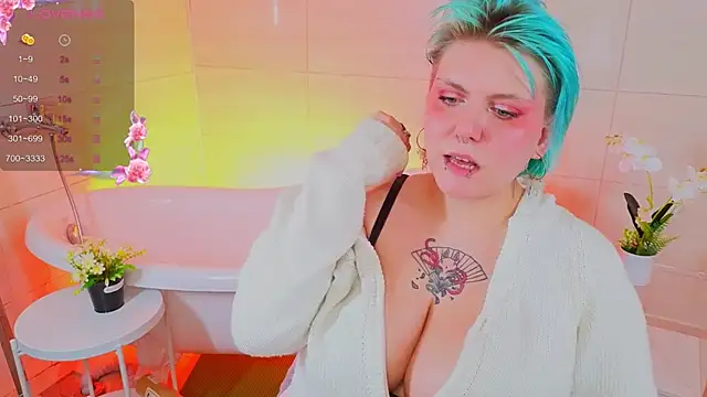 bluelunaray online show from 09/15/25, 09:53