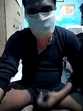 Snapshot of sanjusonk2025 chatting on 02/15/26, 07:32 sanjusonk2025 online show from 02/15/26, 07:32