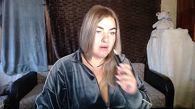 NikaSkylink online show from 10/14/25, 03:40