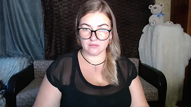 NikaSkylink online show from 10/21/25, 03:51