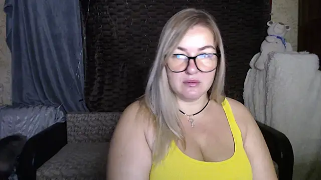 NikaSkylink online show from 10/29/25, 03:20