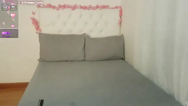 AbrilVelastegui7 online show from 02/04/26, 11:53