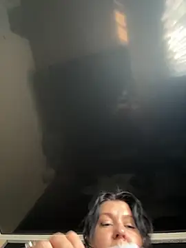 Liza Will online show from 09/17/25, 10:17