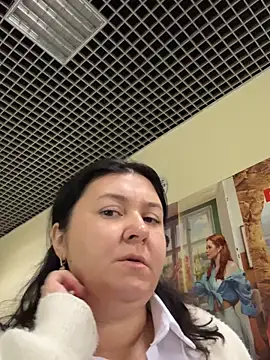 Liza Will online show from 10/19/25, 10:05