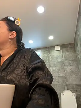 Liza Will online show from 10/31/25, 06:58