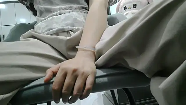 Emachiii online show from 04/09/26, 12:43