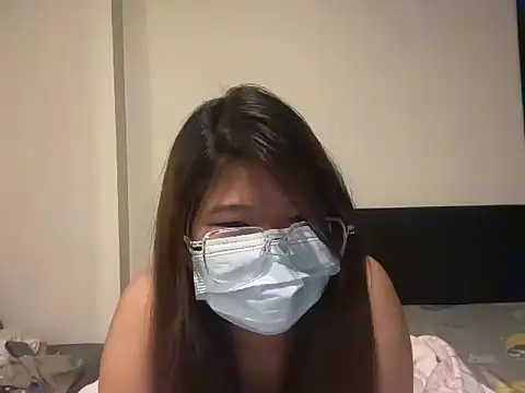 Snapshot of sweetguay9871 chatting on 02/21/26, 05:47 sweetguay9871 online show from 02/21/26, 05:47