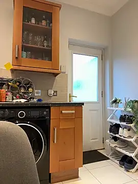 Woodchip online show from 11/24/25, 08:47