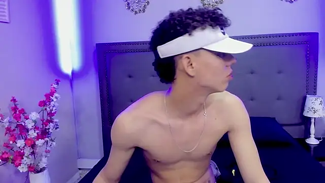 JoseLucian online show from 11/15/25, 01:47