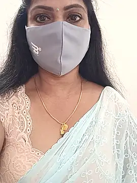 shivani27 online show from 01/12/26, 04:23