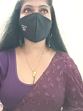 shivani27 online show from 04/30/26, 08:42