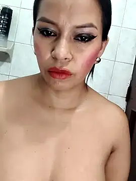 AntonelaMorriz online show from 05/07/26, 08:52