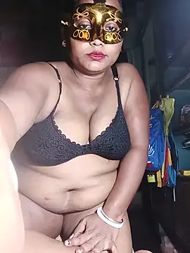 Snapshot of Nude-Priya2 chatting on 06/10/26, 10:25 Nude-Priya2 online show from 06/10/26, 10:25