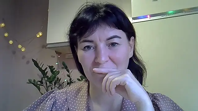 Krystal 82 online show from 09/26/25, 03:27