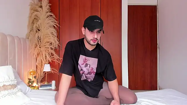 Dark beauty2 online show from 09/11/25, 07:47