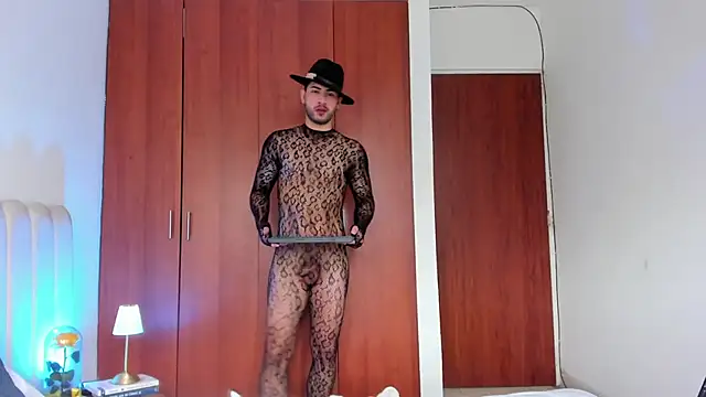 Dark beauty2 online show from 10/11/25, 03:10