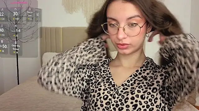 Snapshot of Real_cutie1 chatting on 06/02/26, 01:02 Real cutie1 online show from 06/02/26, 01:02