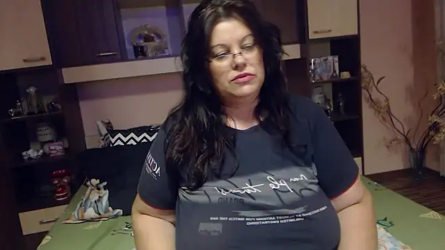 Claudia 71love online show from 10/24/25, 09:33