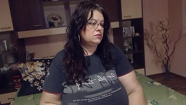 Claudia 71love online show from 11/30/25, 09:19