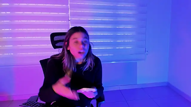 Rachell criss online show from 09/30/25, 09:20