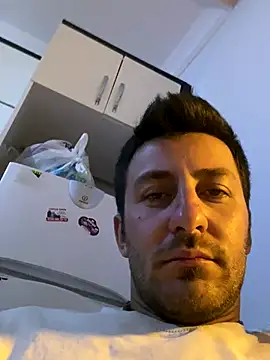 emredenizz07 online show from 10/07/25, 05:10