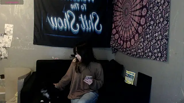 London Ray online show from 10/08/25, 06:00