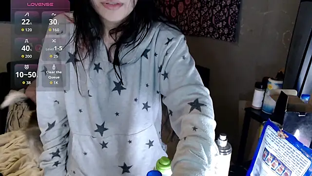 London Ray online show from 12/05/25, 04:32