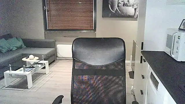 Snapshot of Dartanjanas13 chatting on 09/08/25, 06:51 Dartanjanas13 online show from 09/08/25, 06:51