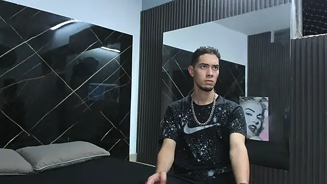 Snapshot of _Axel_09 chatting on 04/07/26, 03:40 Axel 09 online show from 04/07/26, 03:40