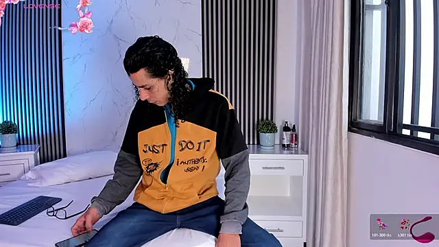 JackAndRosse  online show from 11/14/25, 01:10