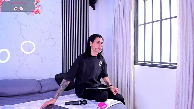 JackAndRosse  online show from 02/17/26, 02:02