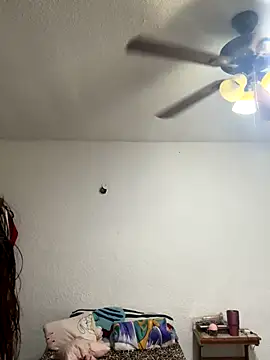 Nia Desire online show from 11/28/25, 06:49