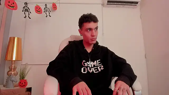 dark sun302 online show from 10/30/25, 02:24