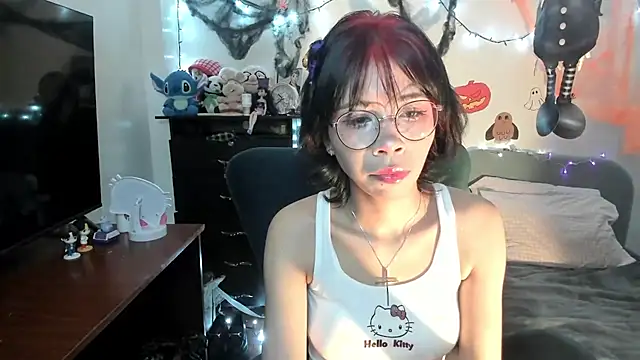 dolliette24 online show from 10/21/25, 03:18