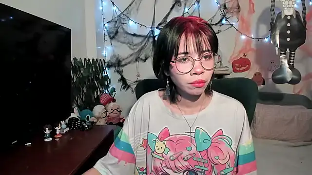 dolliette24 online show from 10/28/25, 09:17