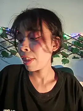 dolliette24 online show from 06/05/26, 03:46