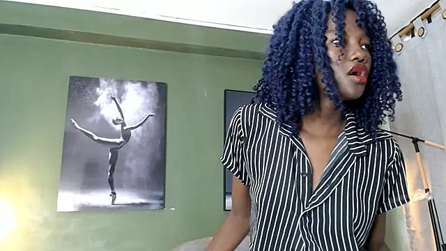 Evaa 18 online show from 09/10/25, 05:35