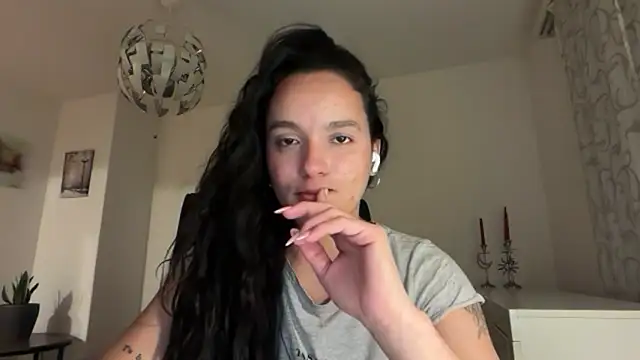 Maia Park online show from 04/15/26, 09:48