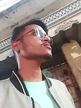 Snapshot of Ishq_ka_raja chatting on 01/06/26, 05:11 Ishq ka raja online show from 01/06/26, 05:11