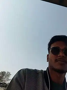 Snapshot of Ishq_ka_raja chatting on 01/08/26, 05:43 Ishq ka raja online show from 01/08/26, 05:43