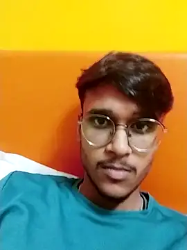 Snapshot of Ishq_ka_raja chatting on 01/09/26, 05:48 Ishq ka raja online show from 01/09/26, 05:48