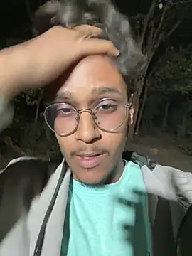 Snapshot of Ishq_ka_raja chatting on 02/12/26, 03:07 Ishq ka raja online show from 02/12/26, 03:07