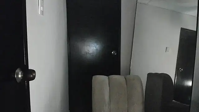 Snapshot of ThiagoLugo chatting on 07/03/26, 02:18 ThiagoLugo online show from 07/03/26, 02:18