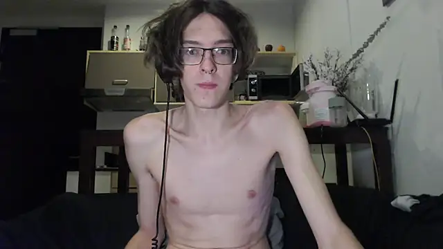 Snapshot of LovesomeCookie chatting on 09/24/25, 01:25 LovesomeCookie online show from 09/24/25, 01:25