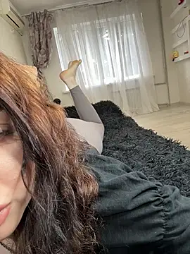 Hannah xBaby online show from 12/17/25, 10:10