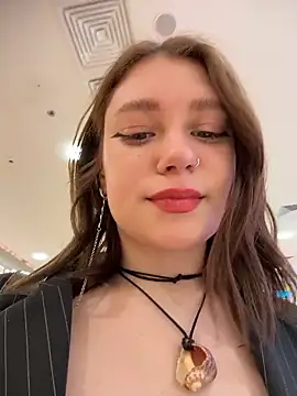 Snapshot of lucy-joy chatting on 01/17/26, 09:36 lucy-joy online show from 01/17/26, 09:36