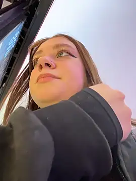 Snapshot of lucy-joy chatting on 02/08/26, 09:34 lucy-joy online show from 02/08/26, 09:34